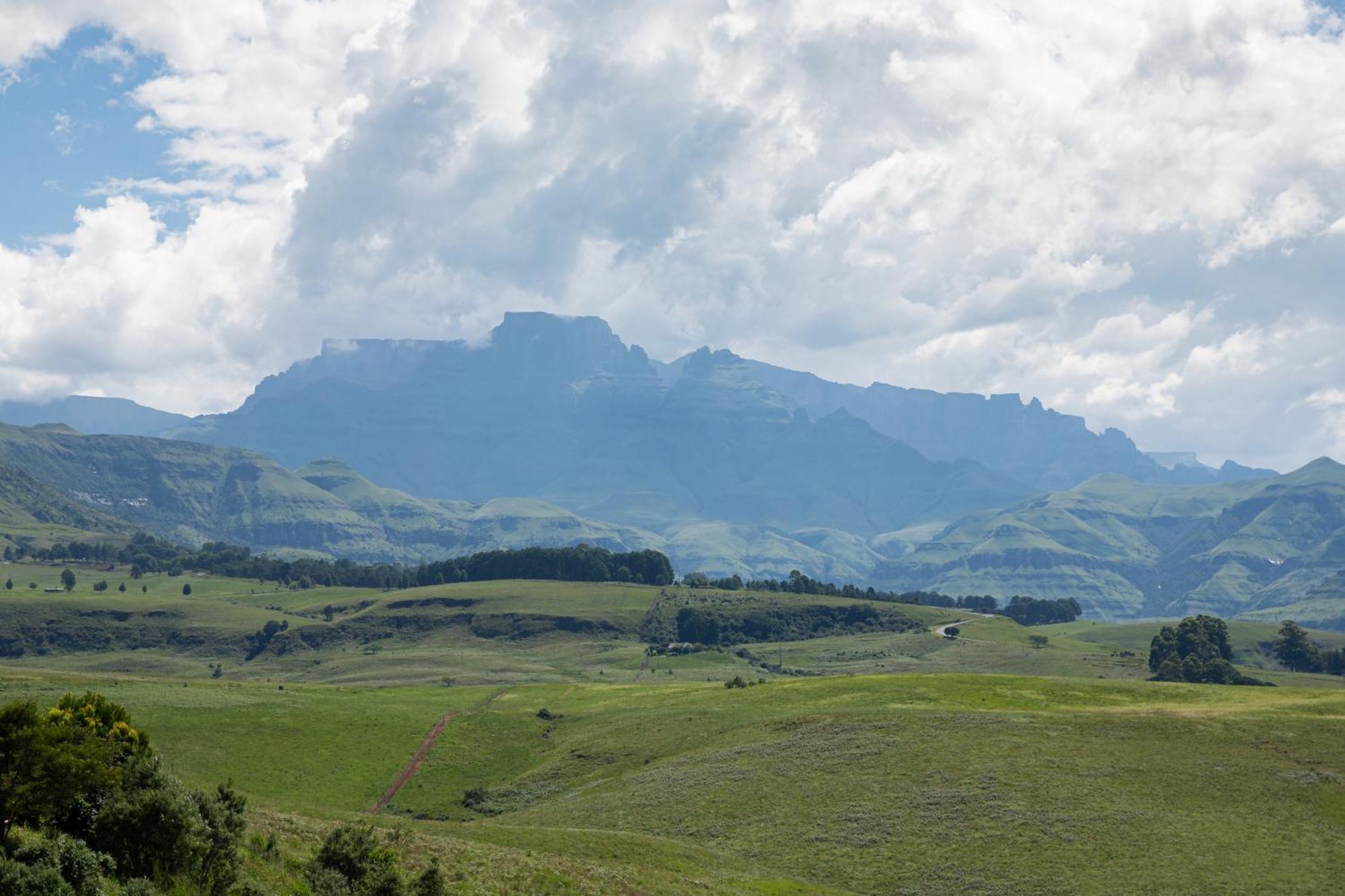 Dragonview Lodge Champagne Valley Luaran gambar