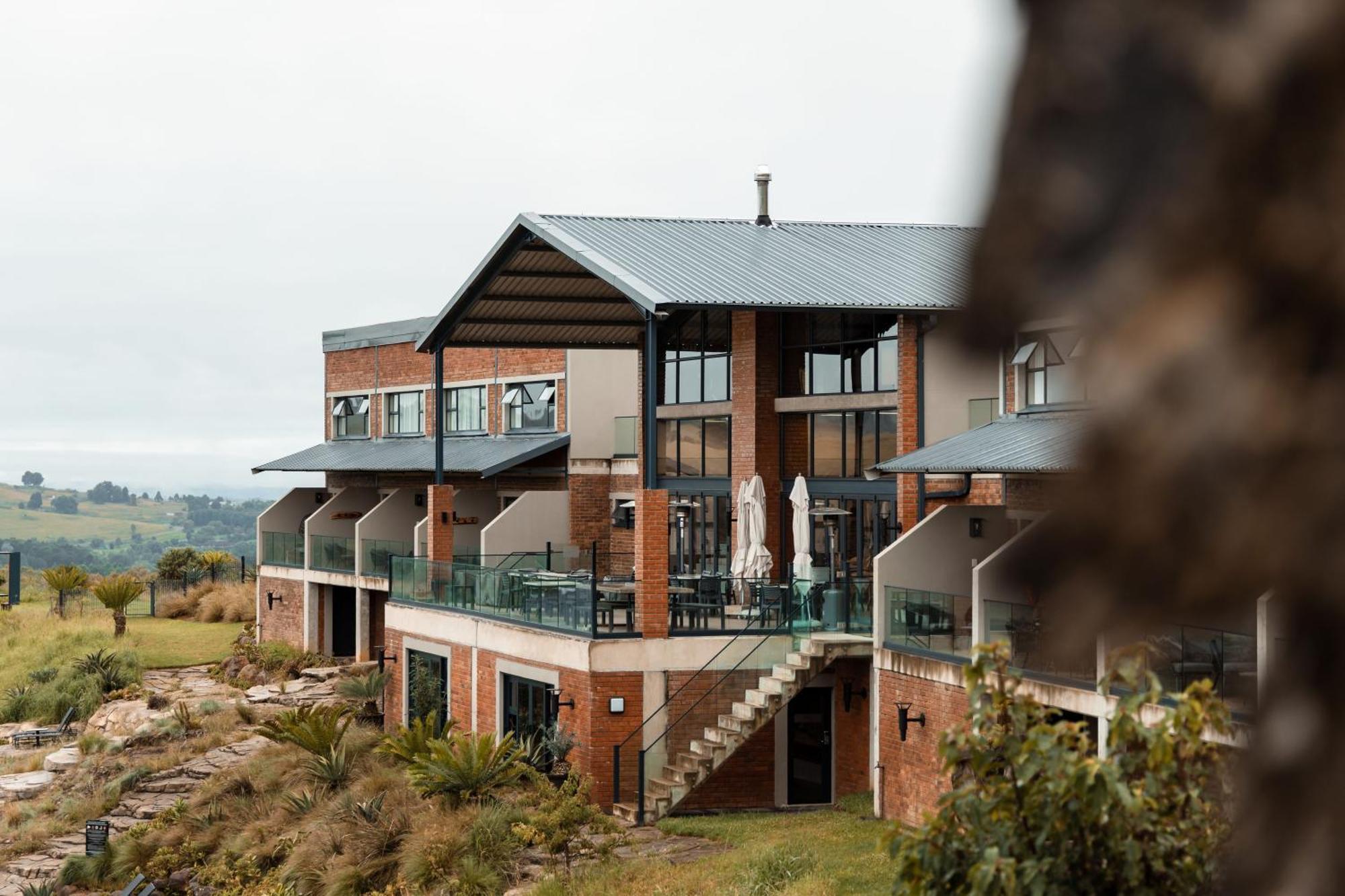 Dragonview Lodge Champagne Valley Luaran gambar