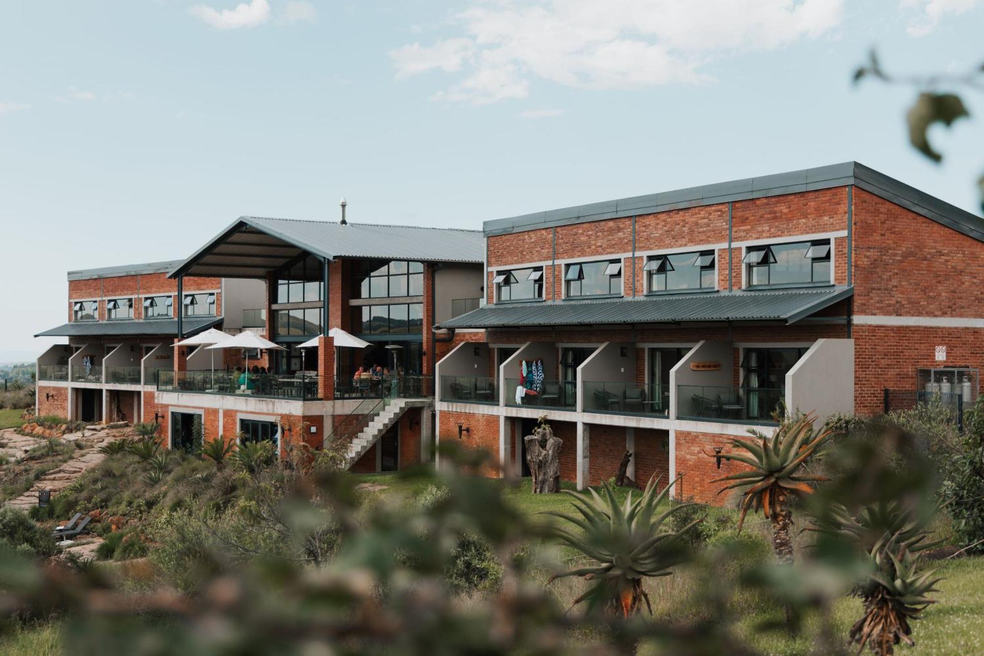 Dragonview Lodge Champagne Valley Luaran gambar