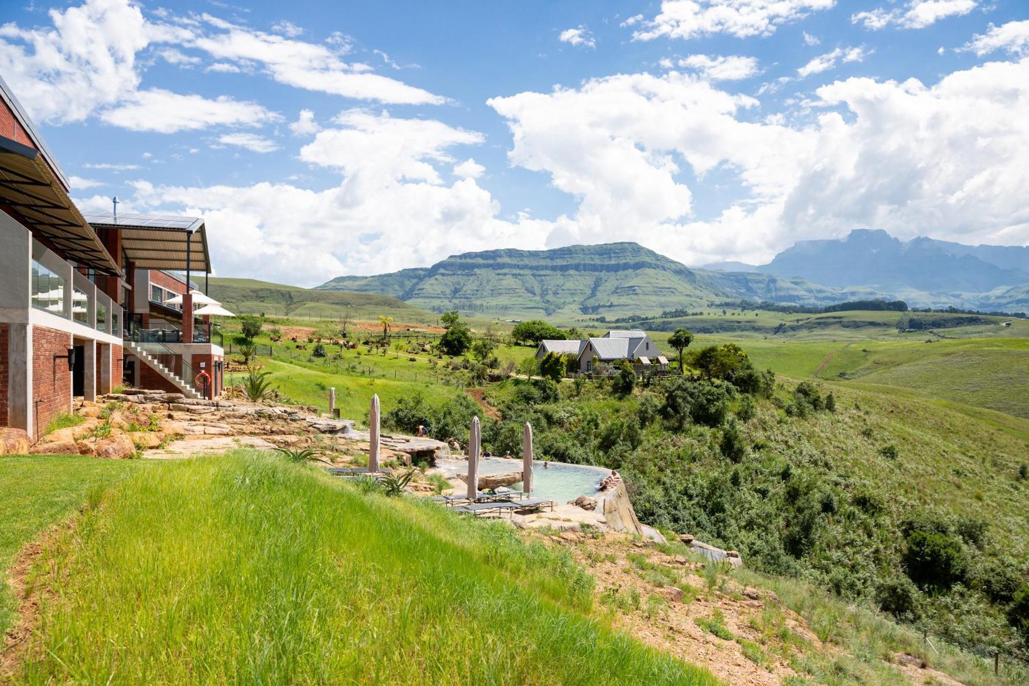 Dragonview Lodge Champagne Valley Luaran gambar