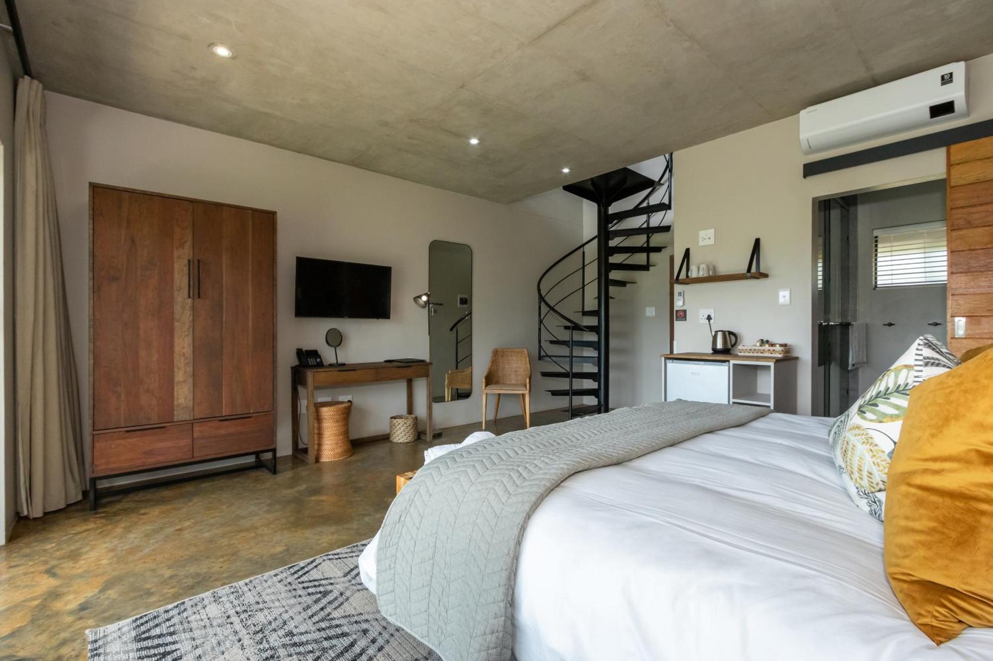 Dragonview Lodge Champagne Valley Luaran gambar