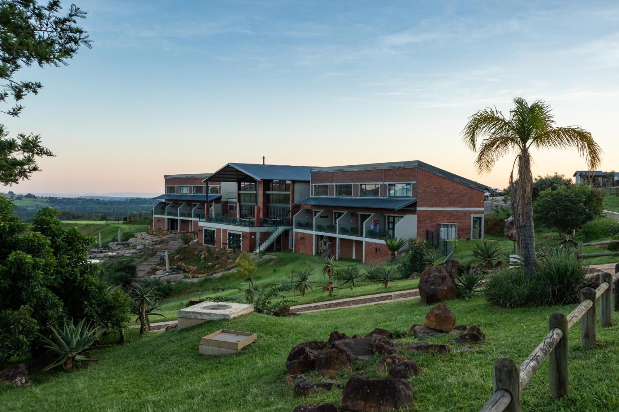 Dragonview Lodge Champagne Valley Luaran gambar