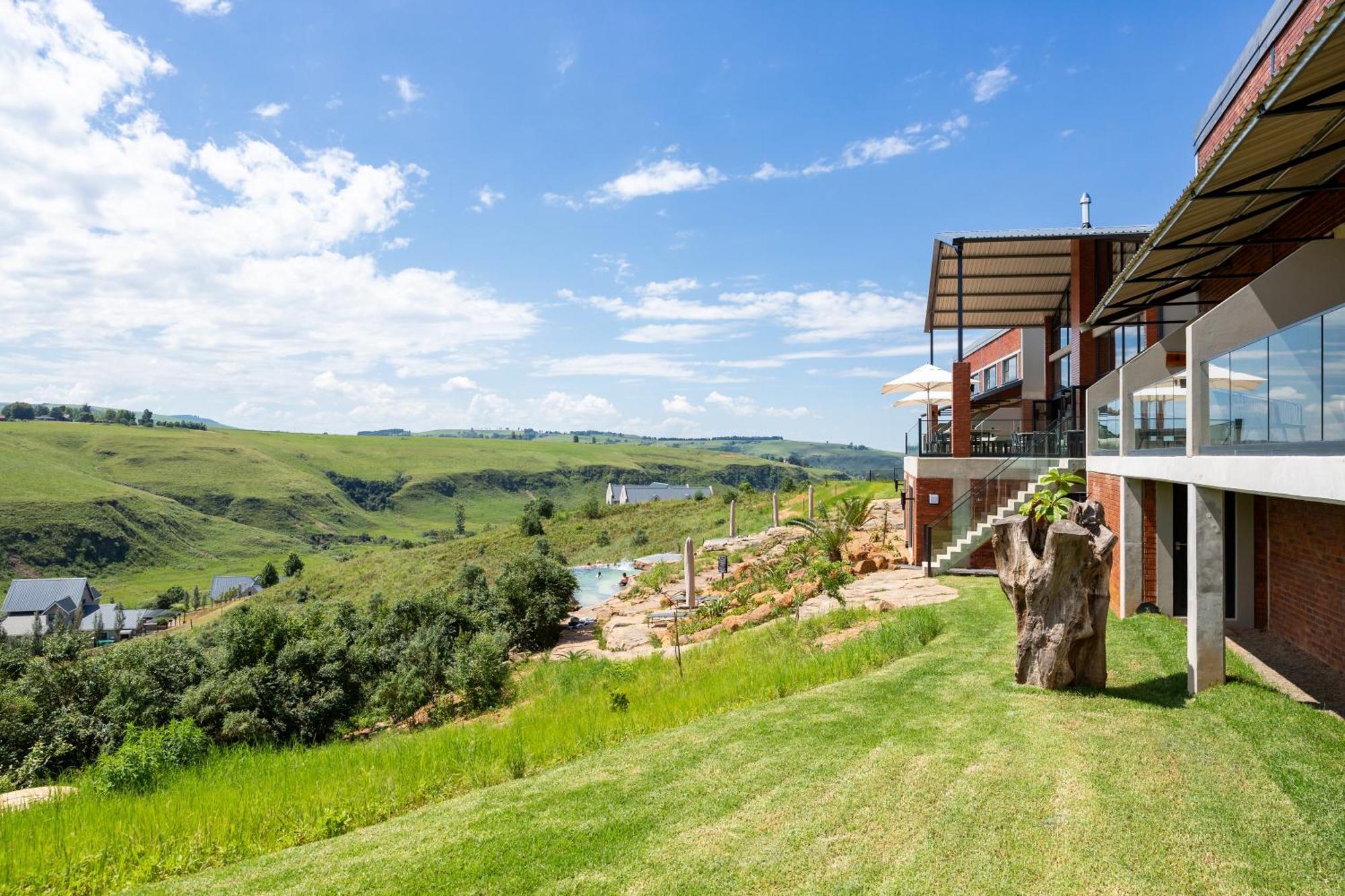 Dragonview Lodge Champagne Valley Luaran gambar